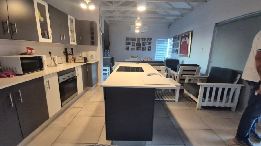 To Let 3 Bedroom Property for Rent in Seemeeu Park Western Cape